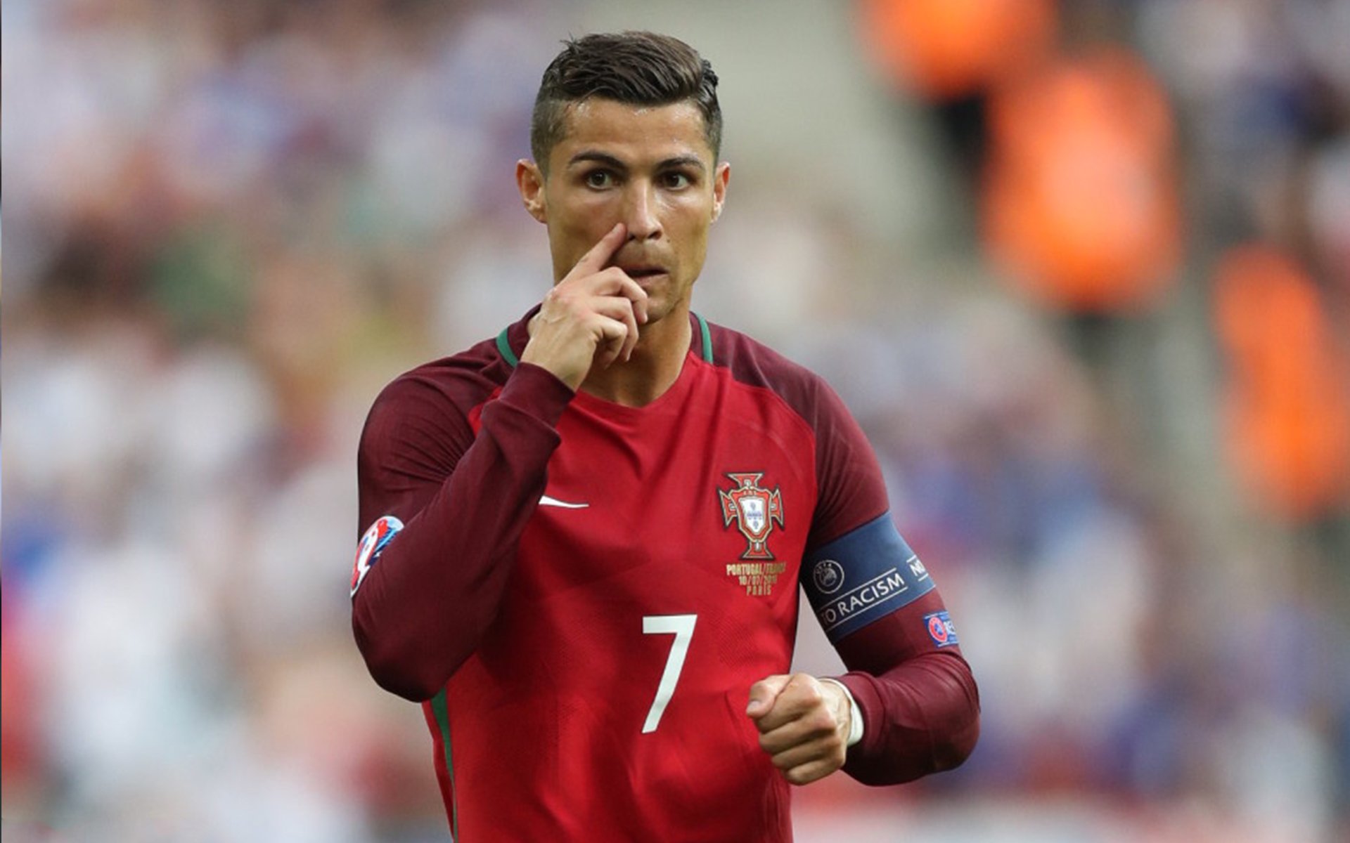 九游体育官方app-曼联高价引援，锋线实力大幅提升，曼联最新引援目标